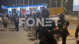 Čačani blokirali put